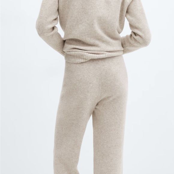 MANGO - Picture 4 of 6